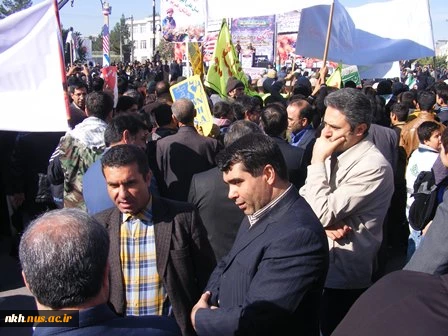 شرکت کارکنان و دانشجویان آموزشکده پسران بجنورد در راهپیمایی یوم الله 13آبان 2