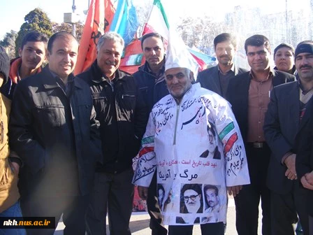 شرکت کارکنان دانشکده در مراسم گل باران تمثال حضرت امام(ره) 2