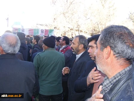 با حضور کارکنان دانشکده فنی دارالفنون همگام با مردم شهید پرور بجنورد،پیکر مطهر شهدای مدافع حرم خراسان شمالی تشییع شد  2