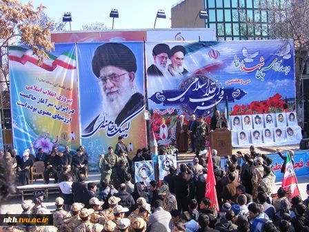 حضور  کارکنان ،اساتید و دانشجویان دانشکده فنی پسران بجنورد در مراسم گل باران تمثال حضرت امام در روز 12 بهمن 9