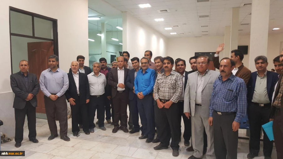 برگزاری آیین بزرگداشت روز معلم و استاد در آموزشکده فنی وحرفه ای پسران بجنورد(دارالفنون) 2