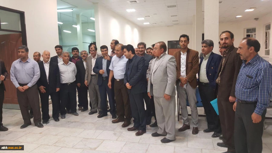 برگزاری آیین بزرگداشت روز معلم و استاد در آموزشکده فنی وحرفه ای پسران بجنورد(دارالفنون) 2