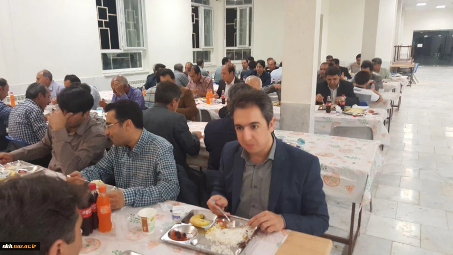 برگزاری آیین بزرگداشت روز معلم و استاد در آموزشکده فنی وحرفه ای پسران بجنورد(دارالفنون) 10