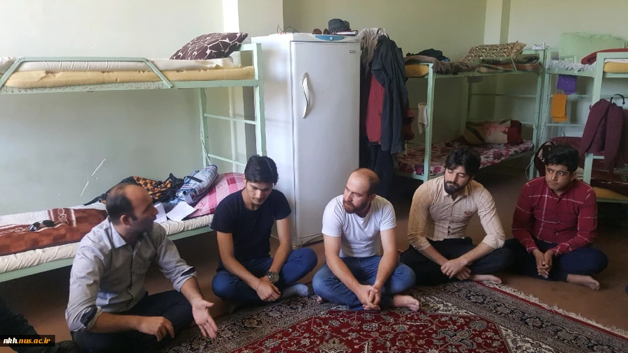 نشست صمیمی رئیس و معاون فرهنگی- دانشجویی آموزشکده فنی وحرفه ای پسران بجنورد(دارالفنون) با دانشجویان خوابگاه  2